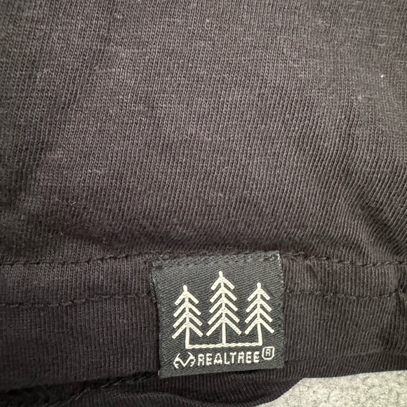 REALTREE Black Graphic T Shirt in Large - Picture 4 of 9